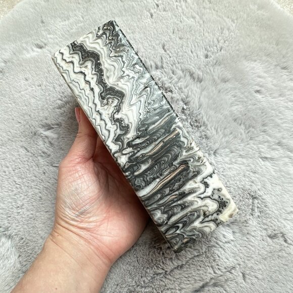 New Beautiful Onyx Candle Holder - Picture 2 of 7
